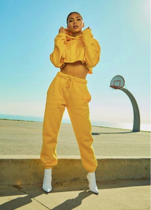 Look 3